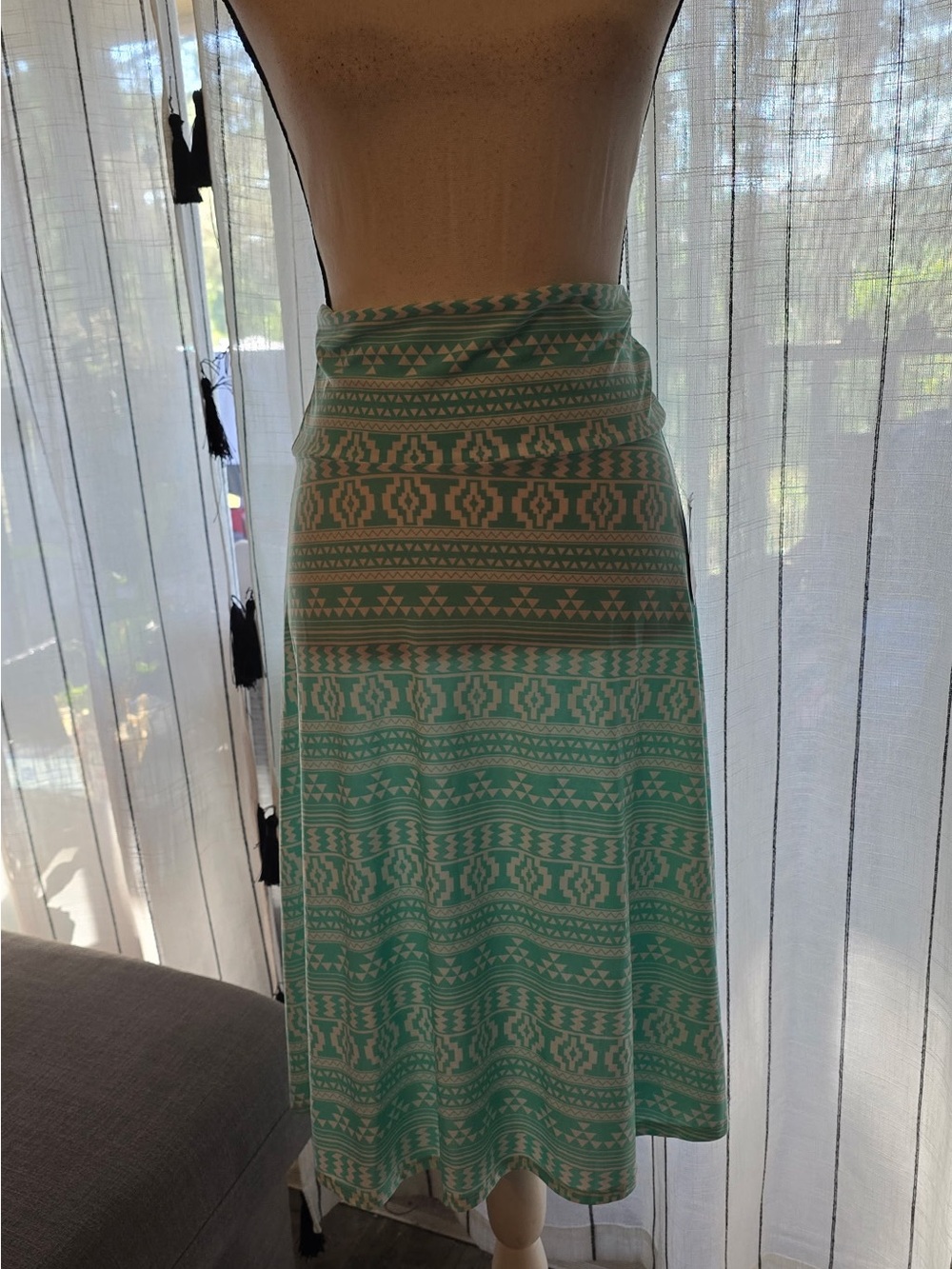 LuLaRoe Mint Green and Cream Patterned Midi Skirt